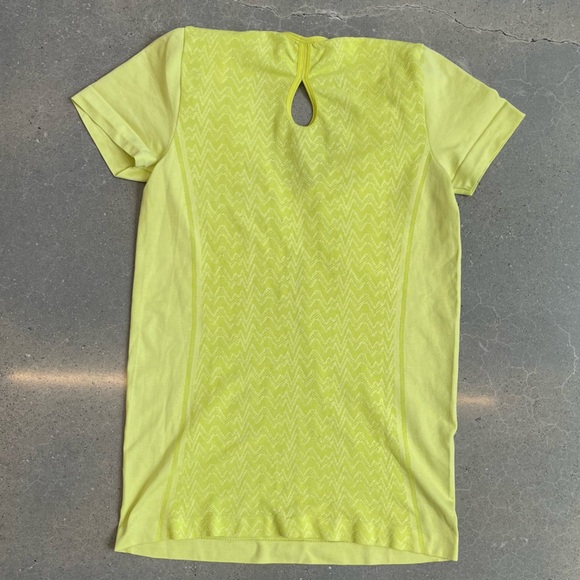 salomon elevated seamless running tech shirt advancedskin dry reflective medium - Picture 3 of 15